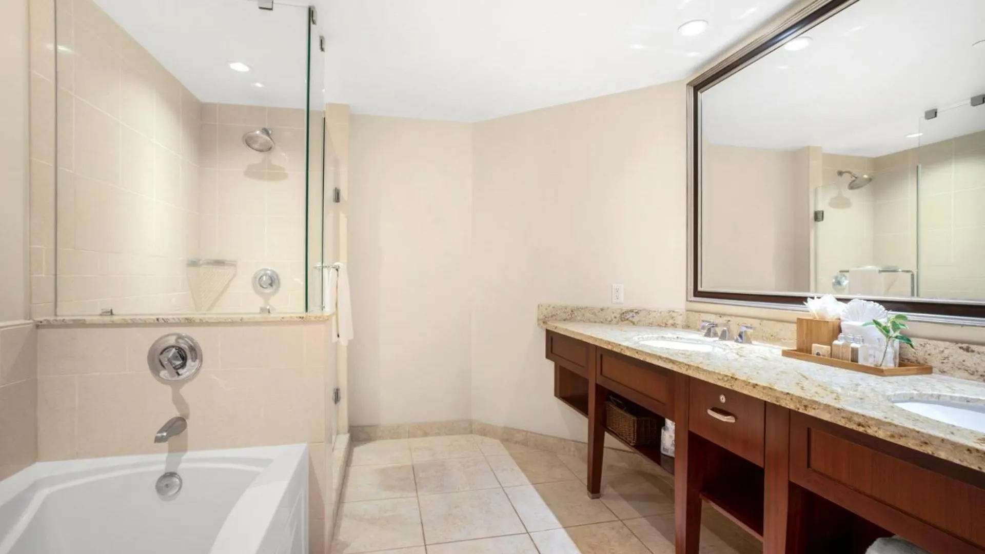 Apartment Kbm Resorts Free Car Honua Kai Konea Hkk-213 Ocean Views Great For Families Kaanapali
